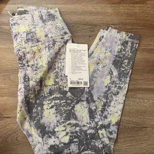 lululemon wunder train hr tight 25” contour fit